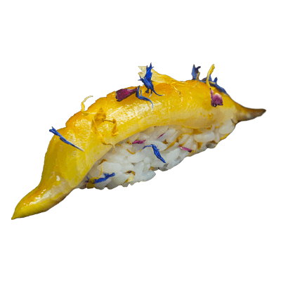 Sushi yellowtail, safran & fleurs